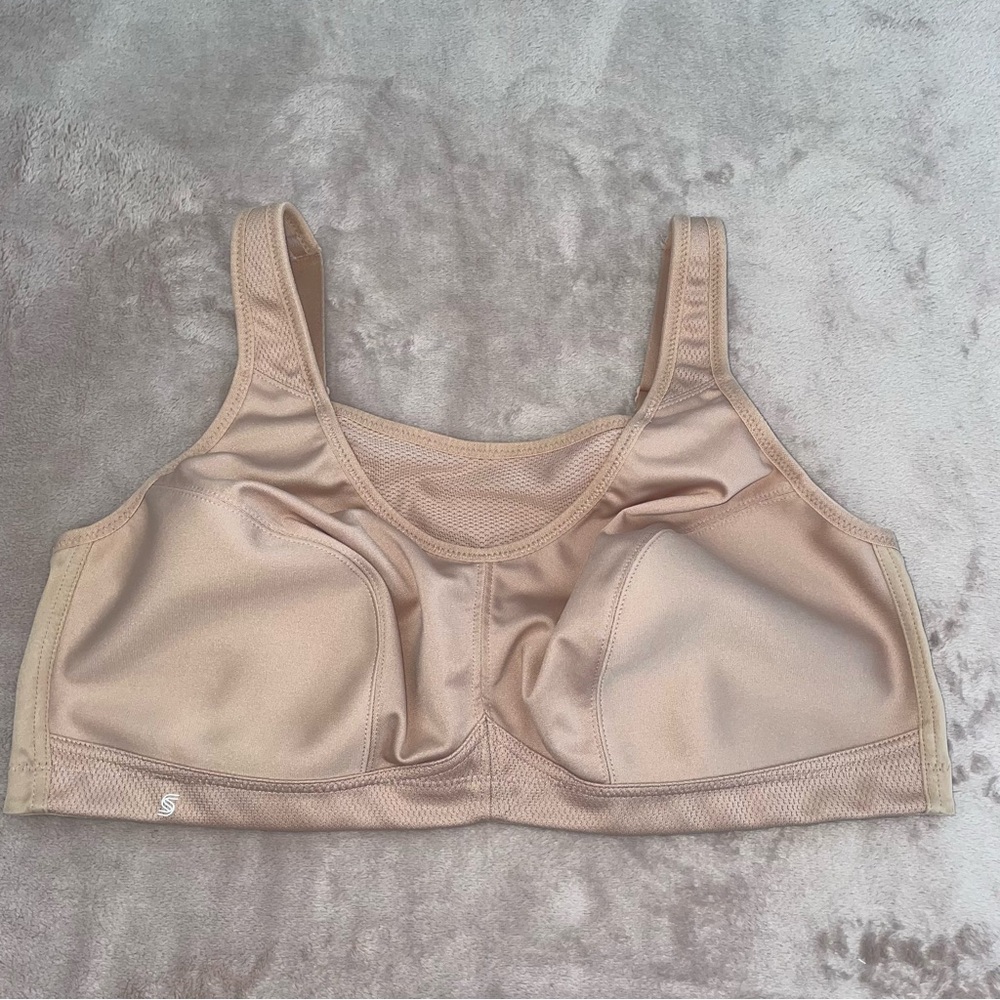 Glamorise sport bras size 44C